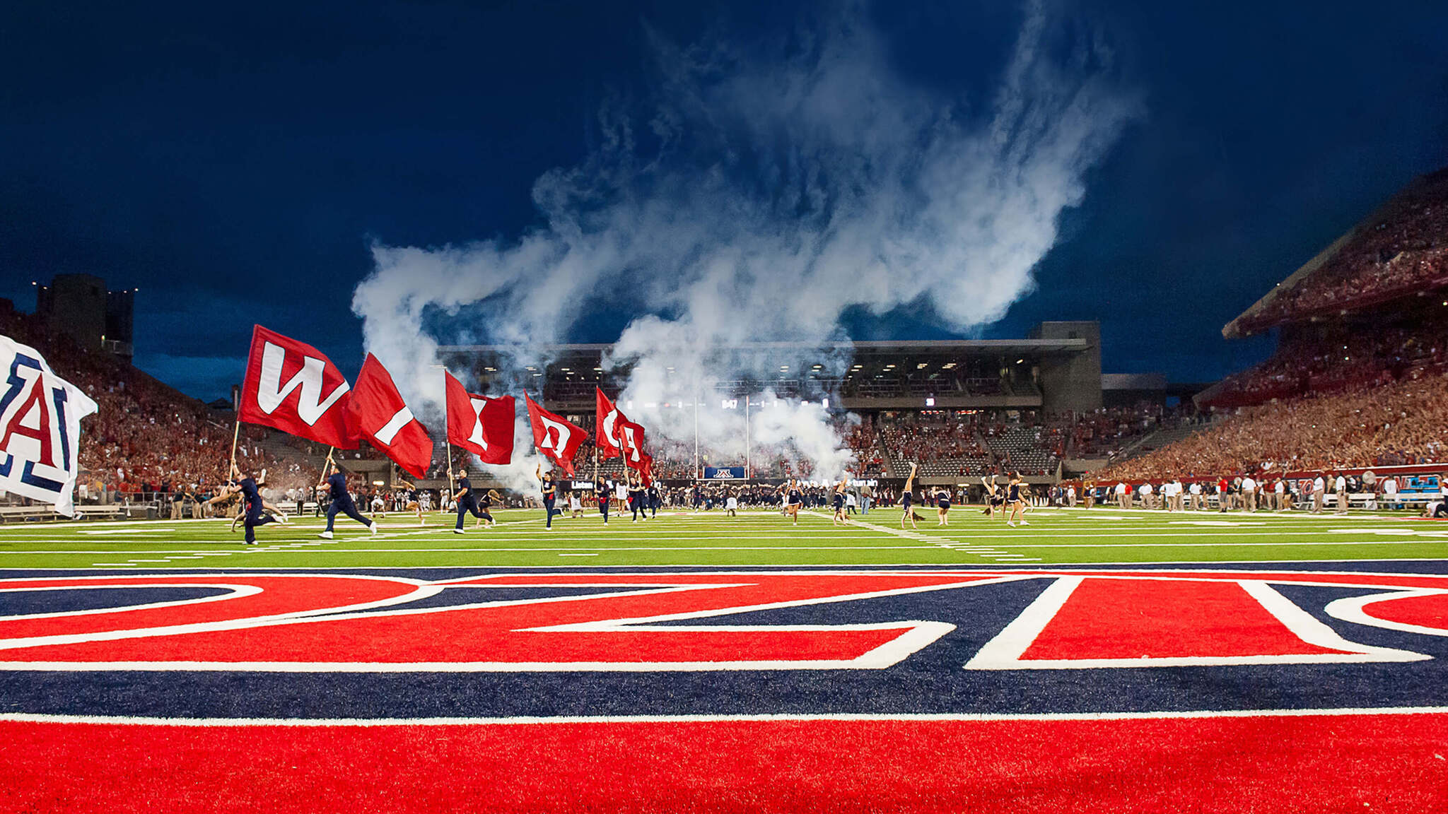 football game crowd
