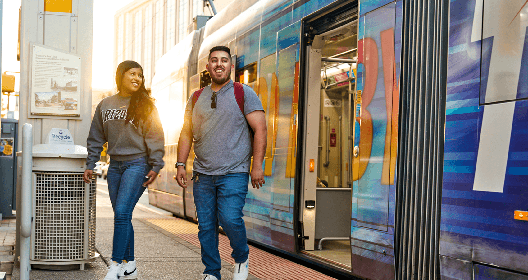 Students riding the Sun Link streetcar